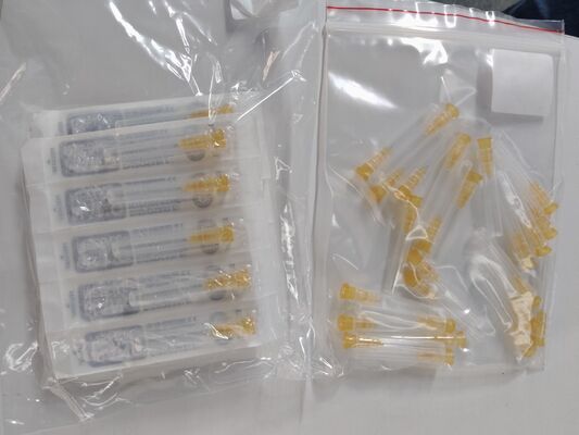 Καλή τιμή Αποστειρωμένη αισθητική 34G μεσο-άργυρα με τεχνολογία υπερυπαντών τοιχωμάτων για ελάχιστη αίσθηση και μείωση μελανιών και οίδημα σε απευθείας σύνδεση